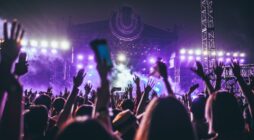 Why You Should Use Platforms to Resell Concert Tickets